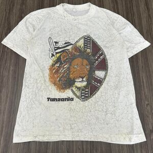 Vintage 90s Tanzania Lake Manyara National Park Lion Nature Tee. Sz L